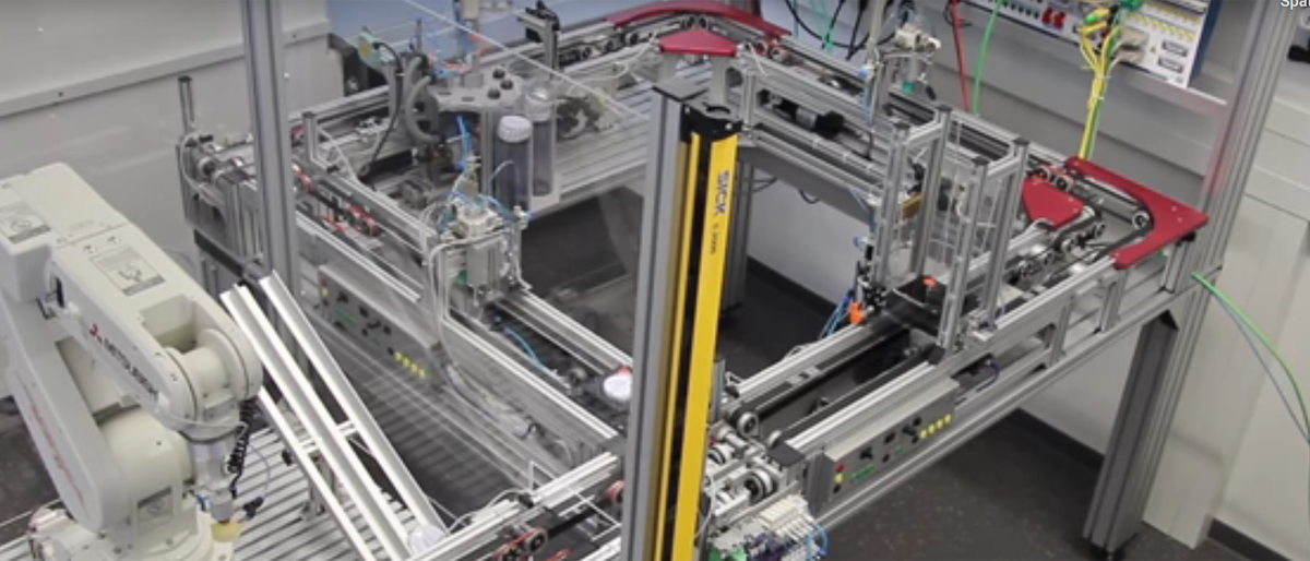 Automatisierung Linie Roboter Ablauf SPS