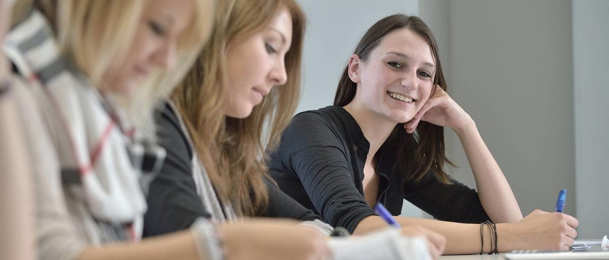 15594 Schüler ülu Teilnehmer Stift Frau